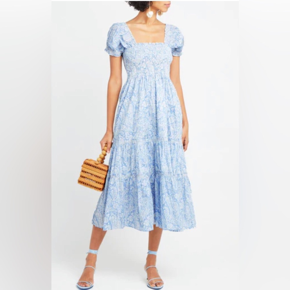 NWT- Women’s Smocked blue paisley midi flowy dress